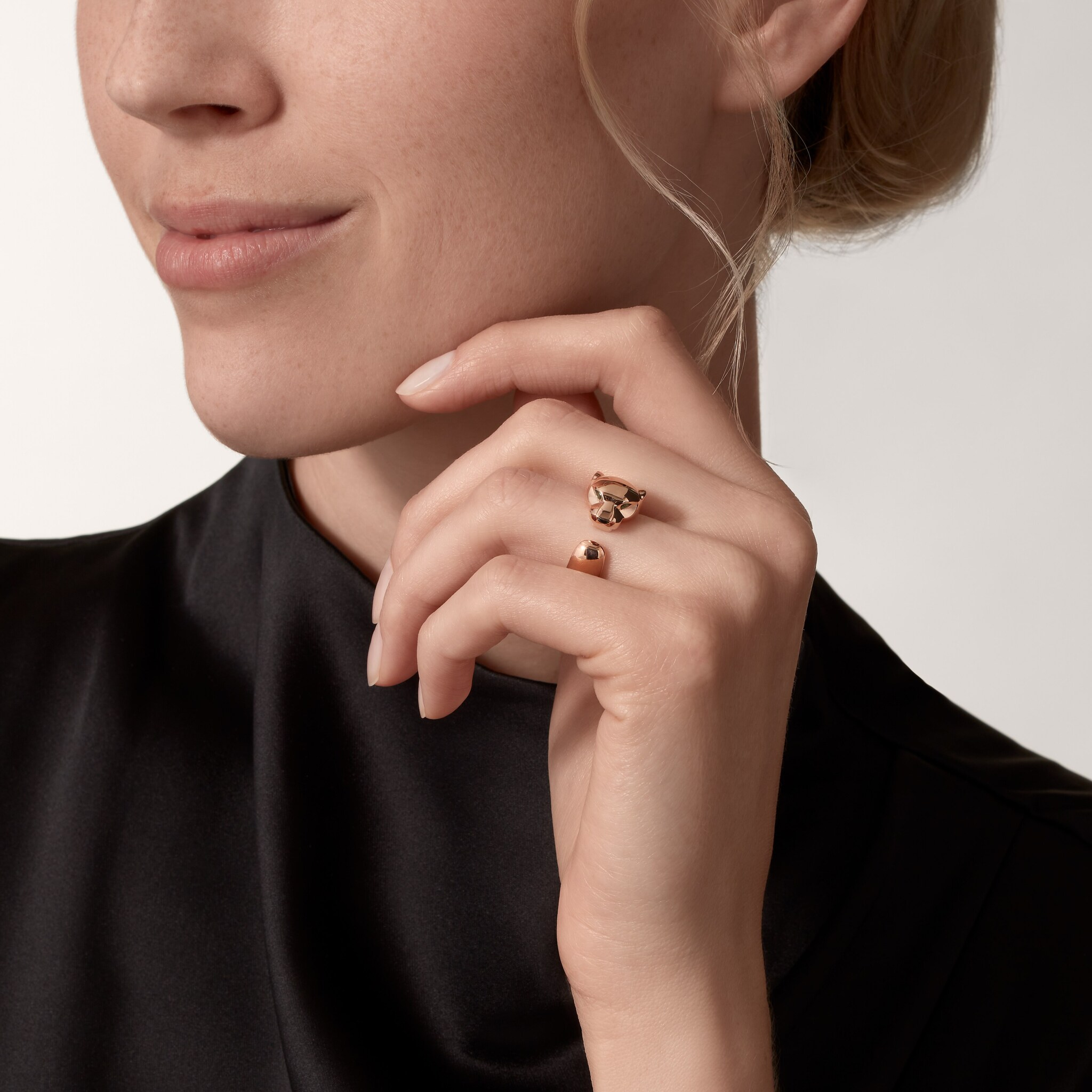 Panth&egrave;re de Cartier ring, medium model