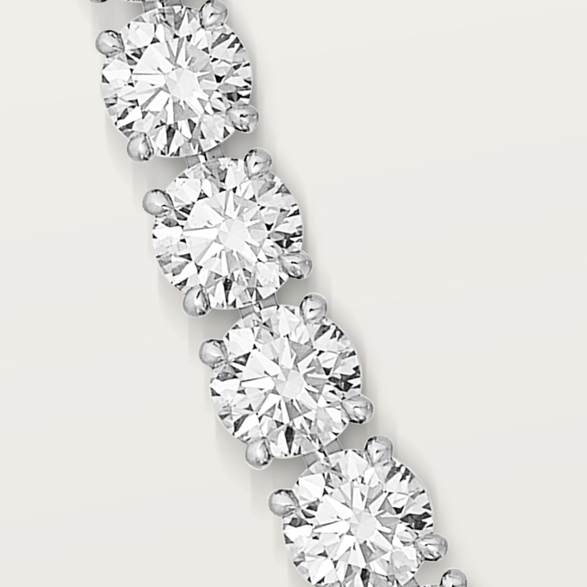 Lignes Essentielles necklace, brilliant-cut diamonds