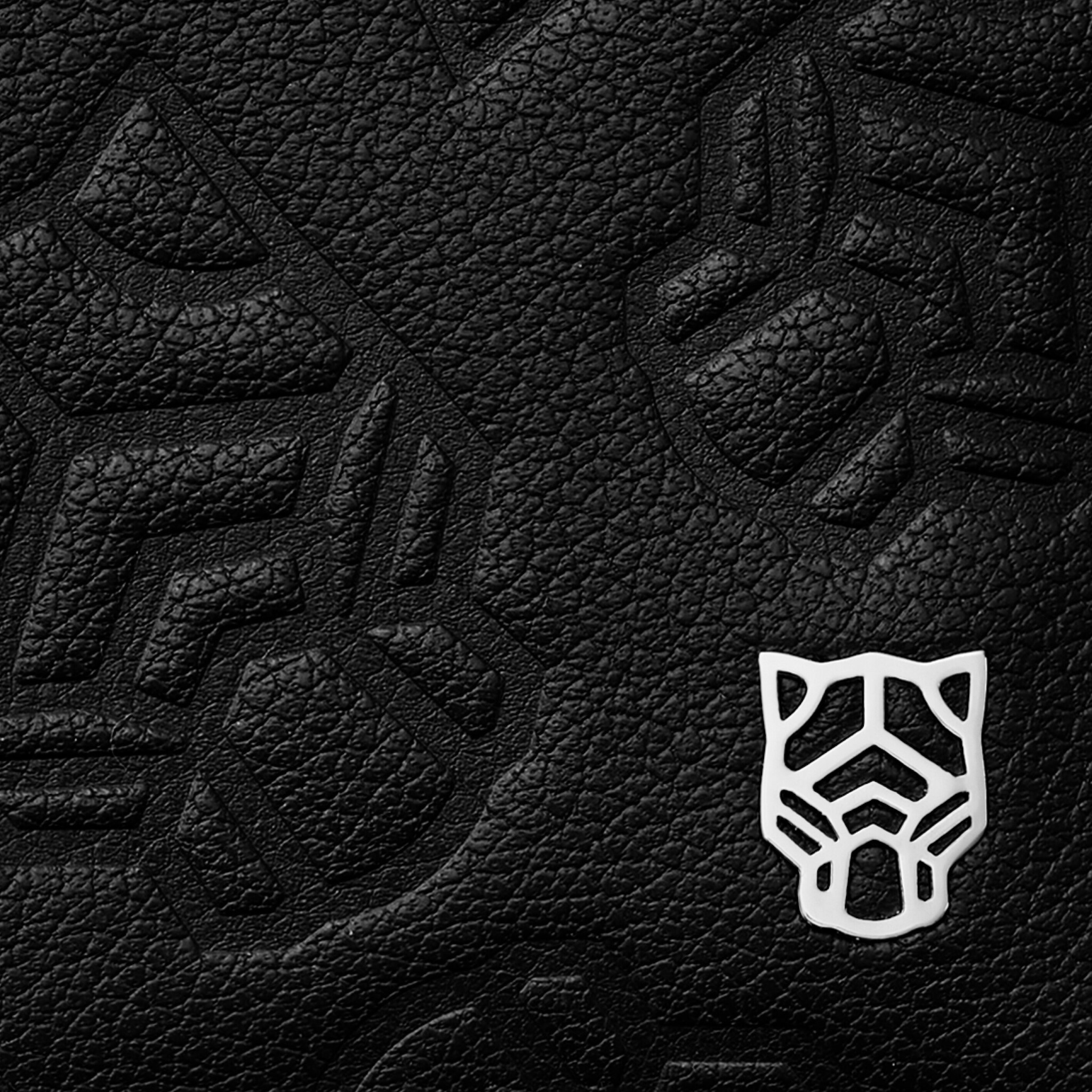 Wallet, Panth&egrave;re