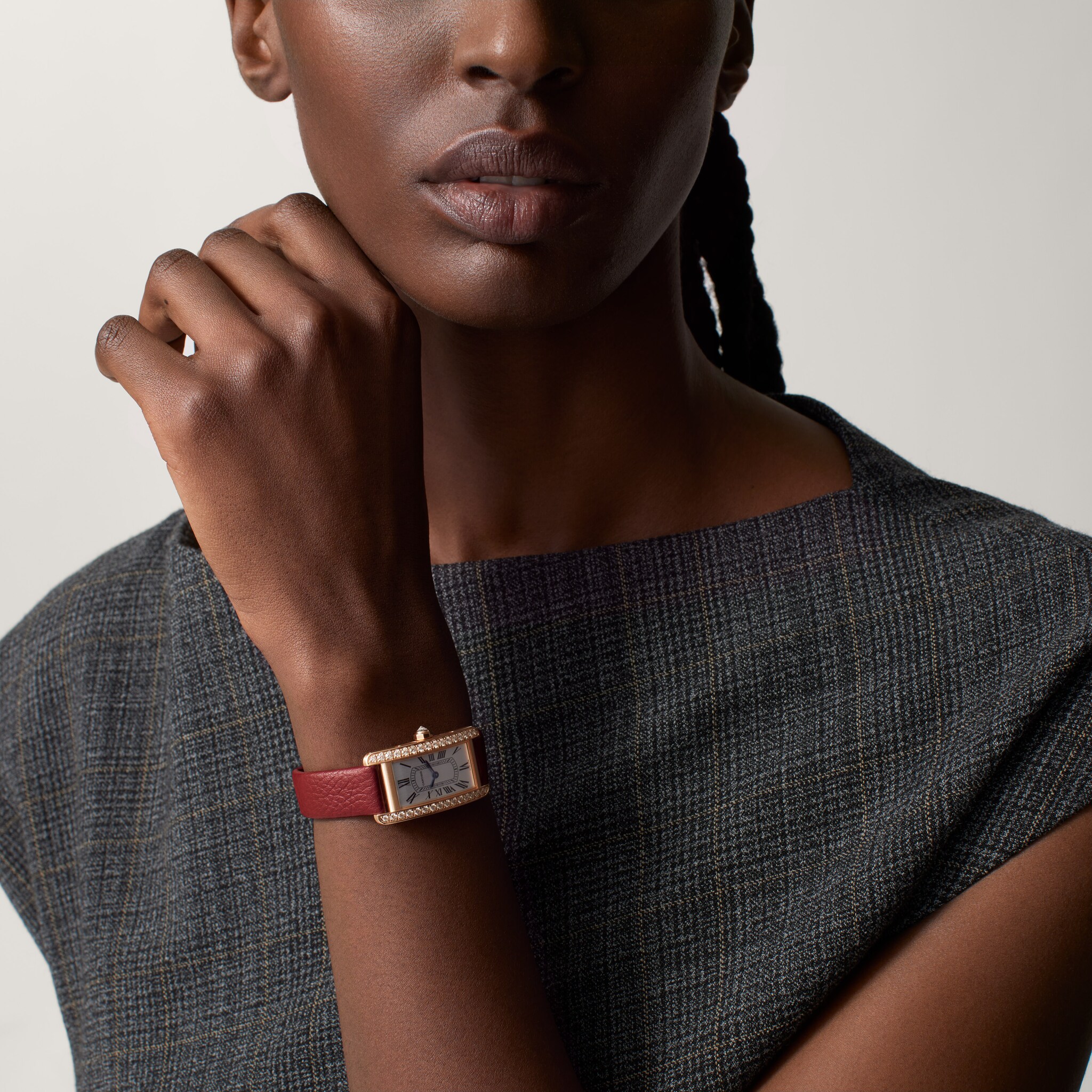 ساعة من مجموعة "تانك أميريكان"