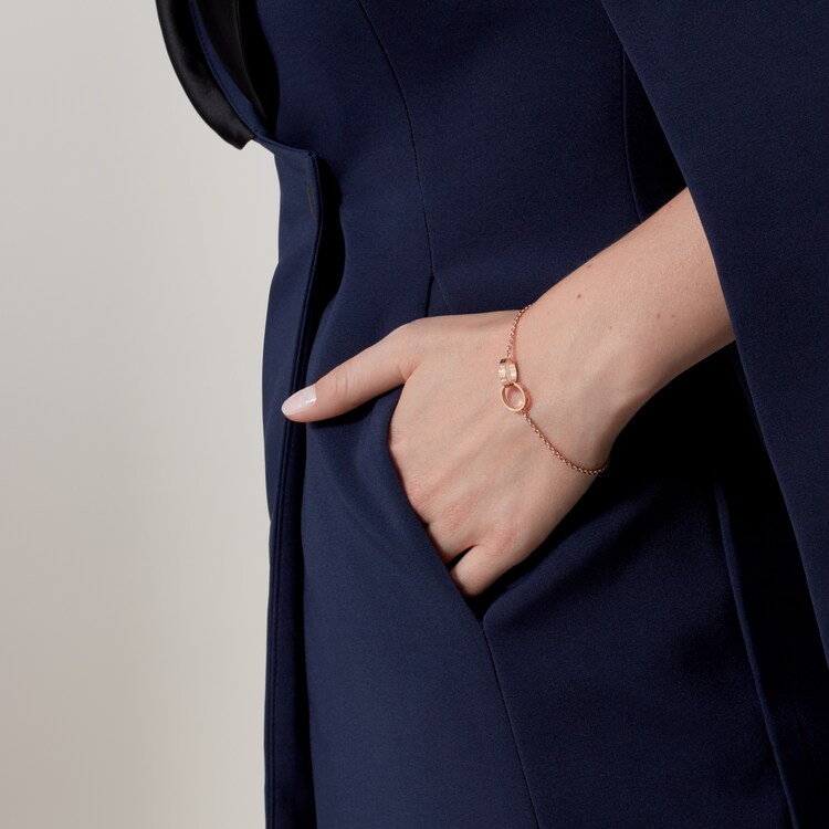 Cartier love interlocking sales bracelet