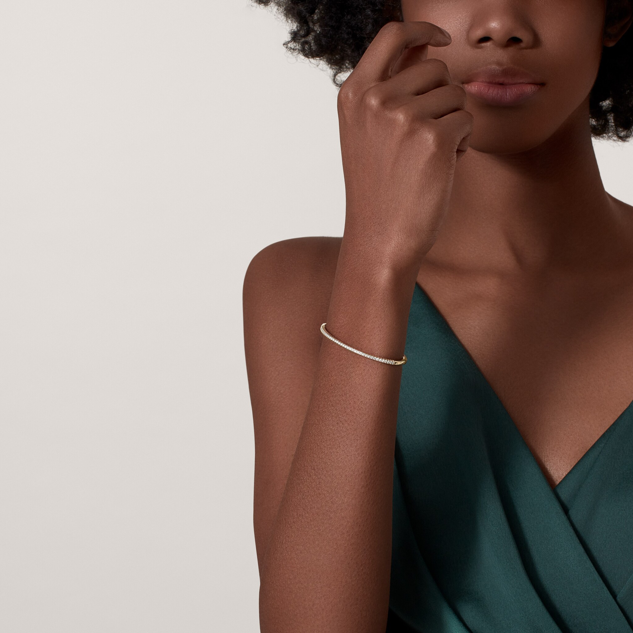 Etincelle de Cartier bracelet, half-paved