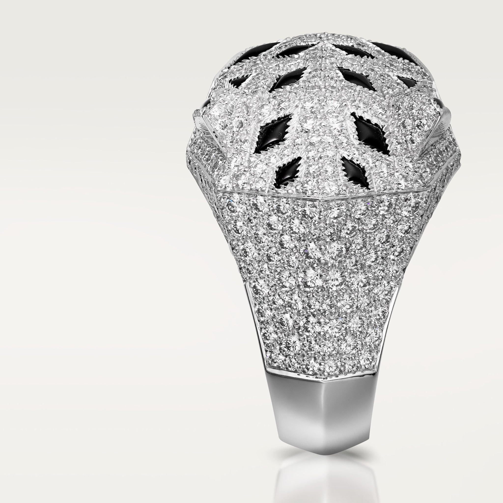 Panth&egrave;re de Cartier美洲豹戒指，鋪鑲鑽石，圖片8