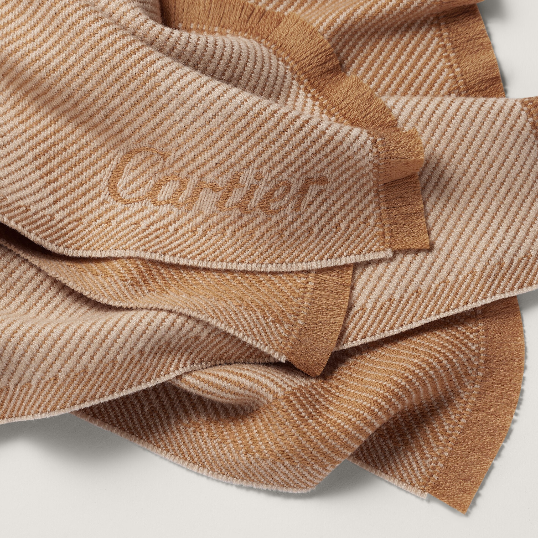 Panth&egrave;re de Cartier blanket