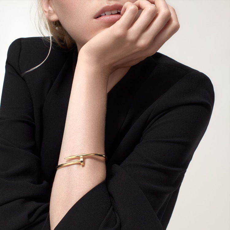 Thin cartier deals nail bracelet