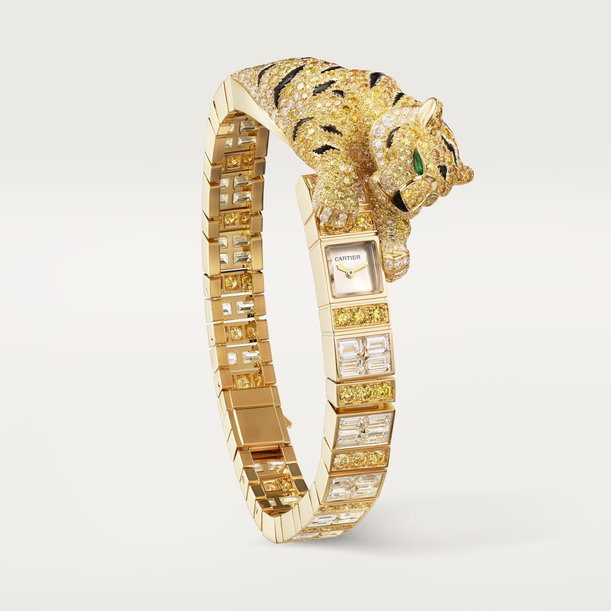 ساعات تشبه مجوهرات من الطبيعة البرّية