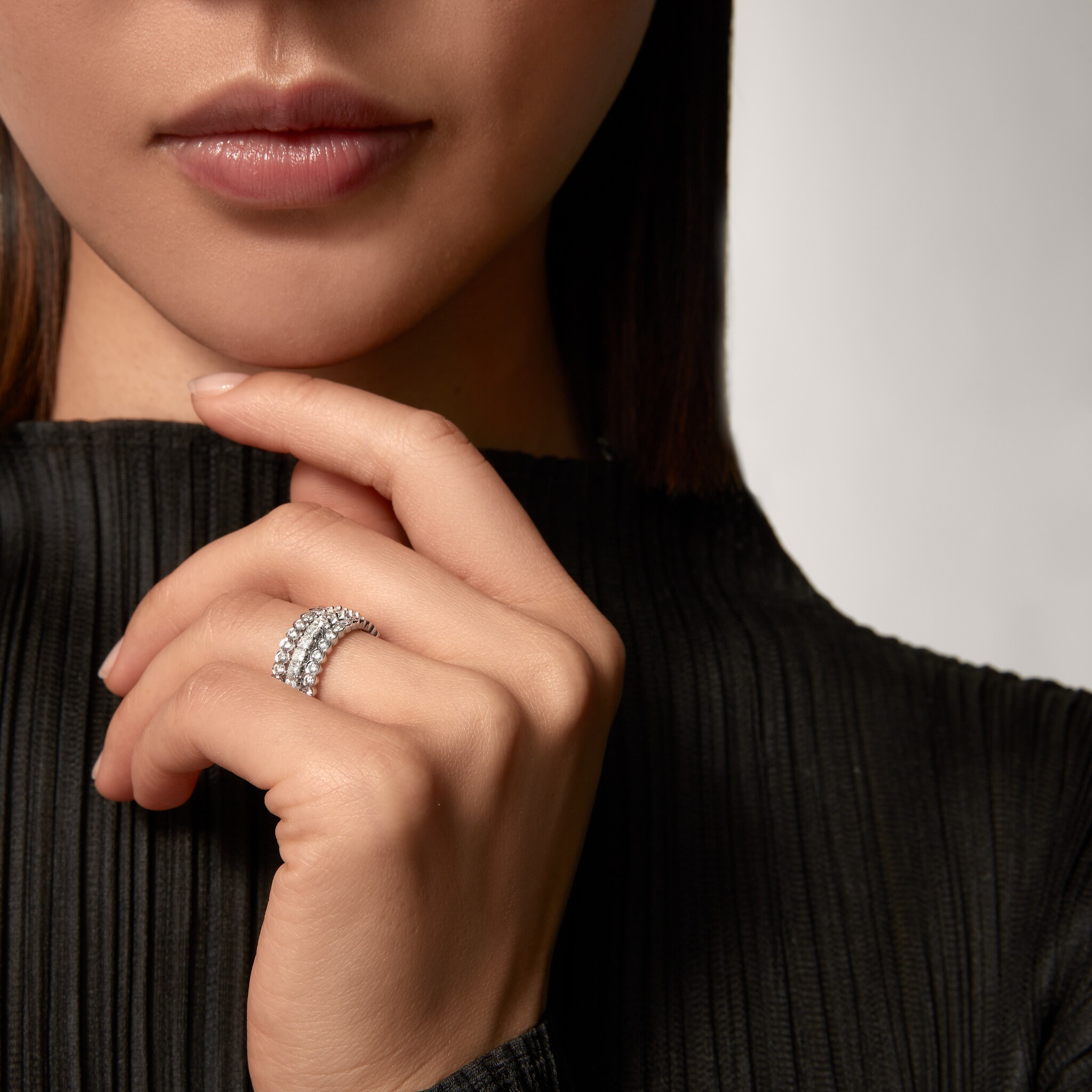 Broderie de Cartier ring, triple row, diamonds