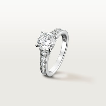 1895 solitaire, brilliant-cut diamond, paved  1895 solitaire, brilliant-cut diamond, paved