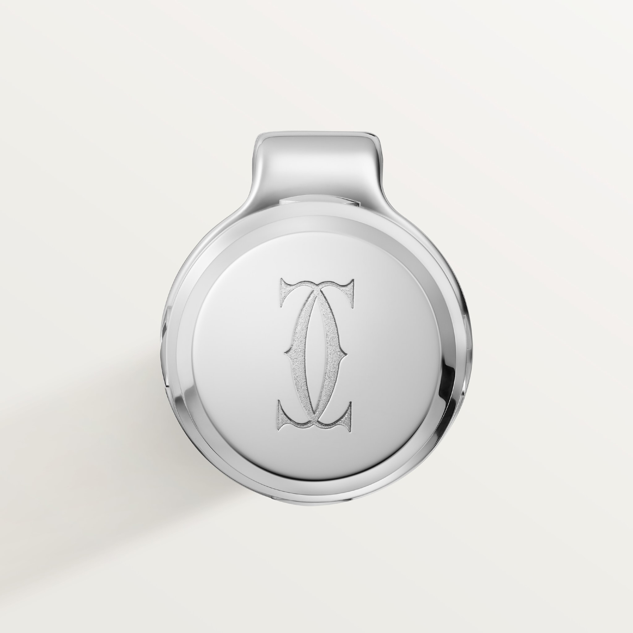 Set Santos de Cartier compos&eacute; de boutons de manchettes, d'un stylo, et d'un portefeuille, image 9