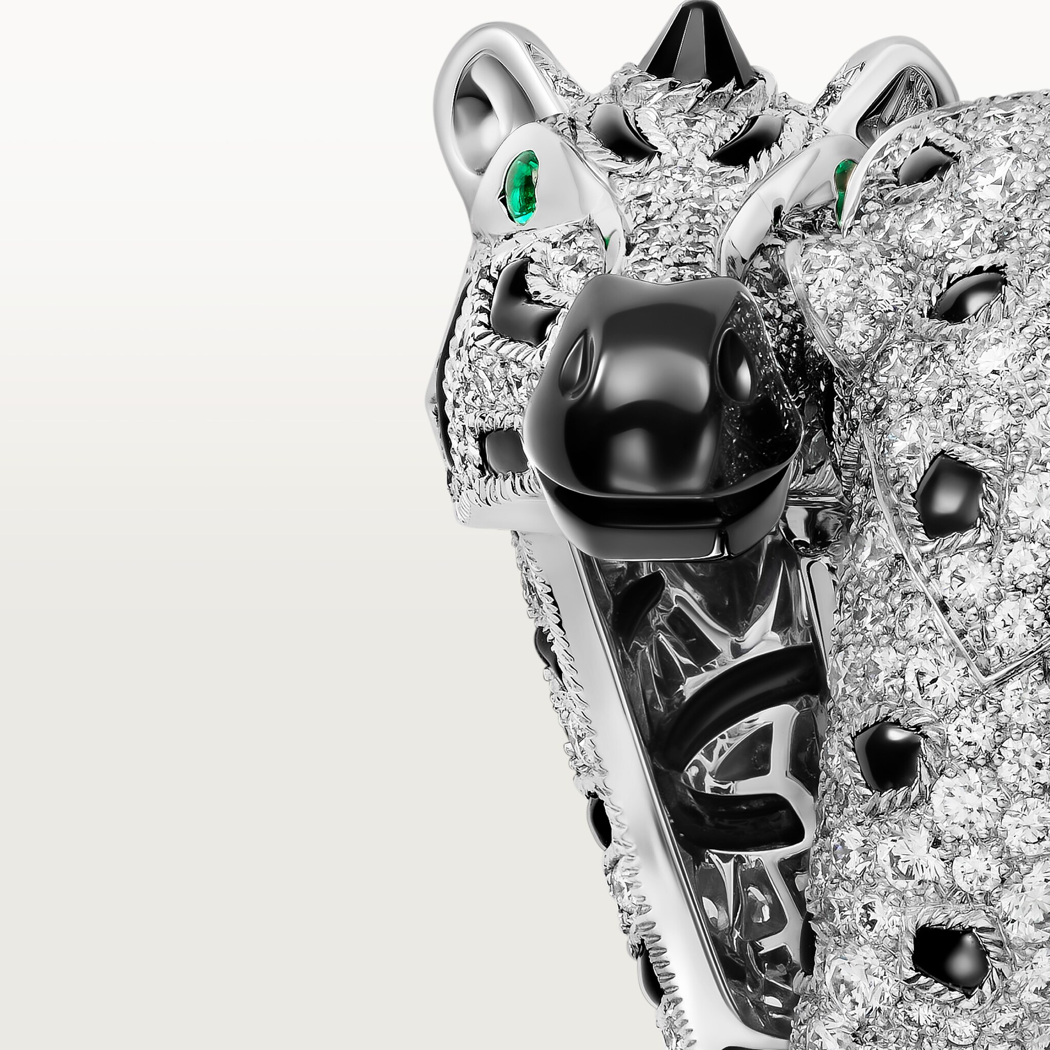 Indomptables de Cartier ring, paved