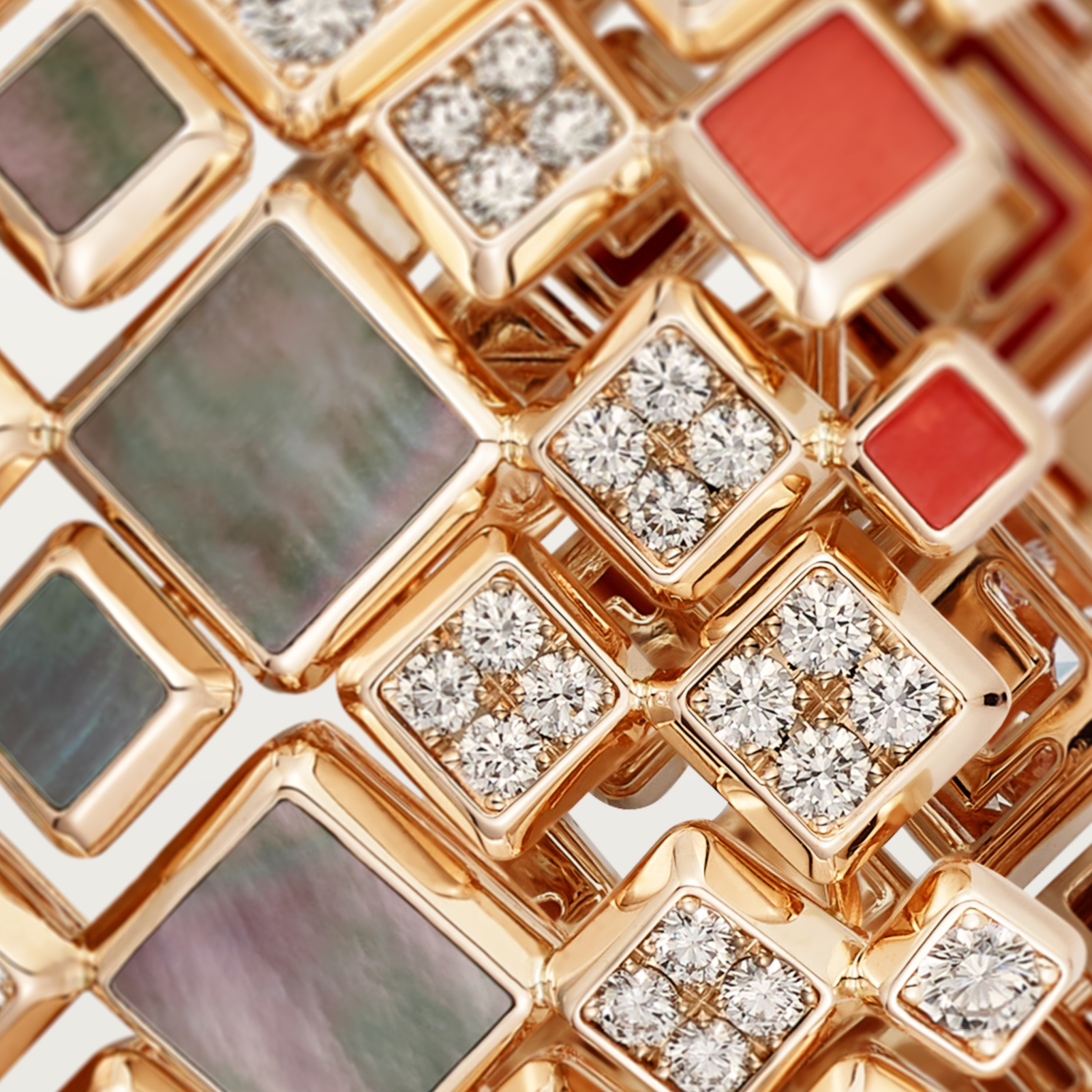 سوار "[سور]ناتوريل"، مرجان، مرن، مرصوف 