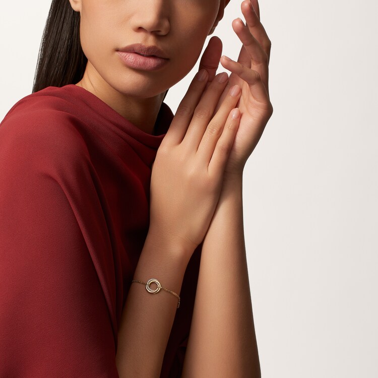 Cartier trinity chain bracelet hotsell