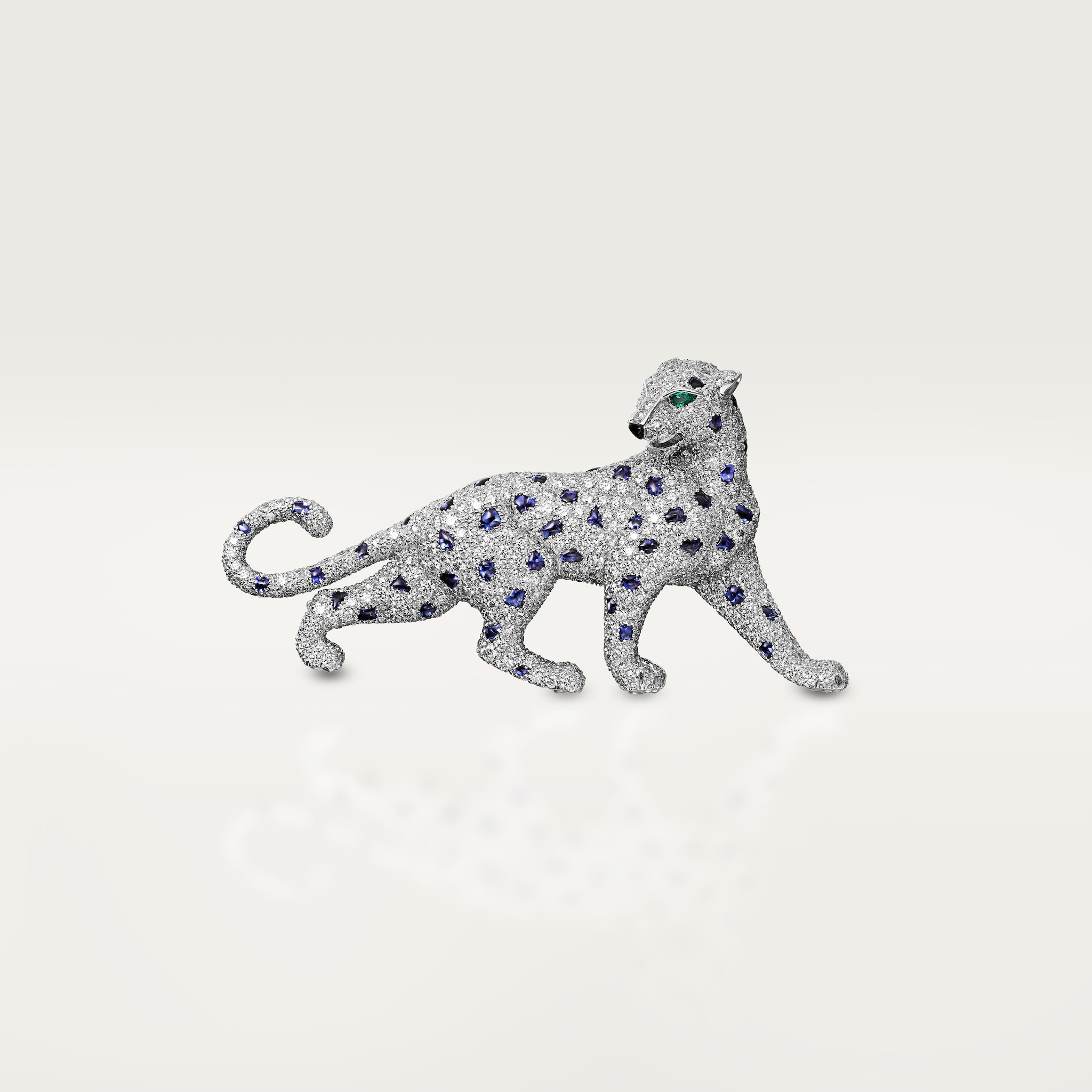 بروش "پانتير دو كارتييه"، ياقوت أزرق، مرصوف