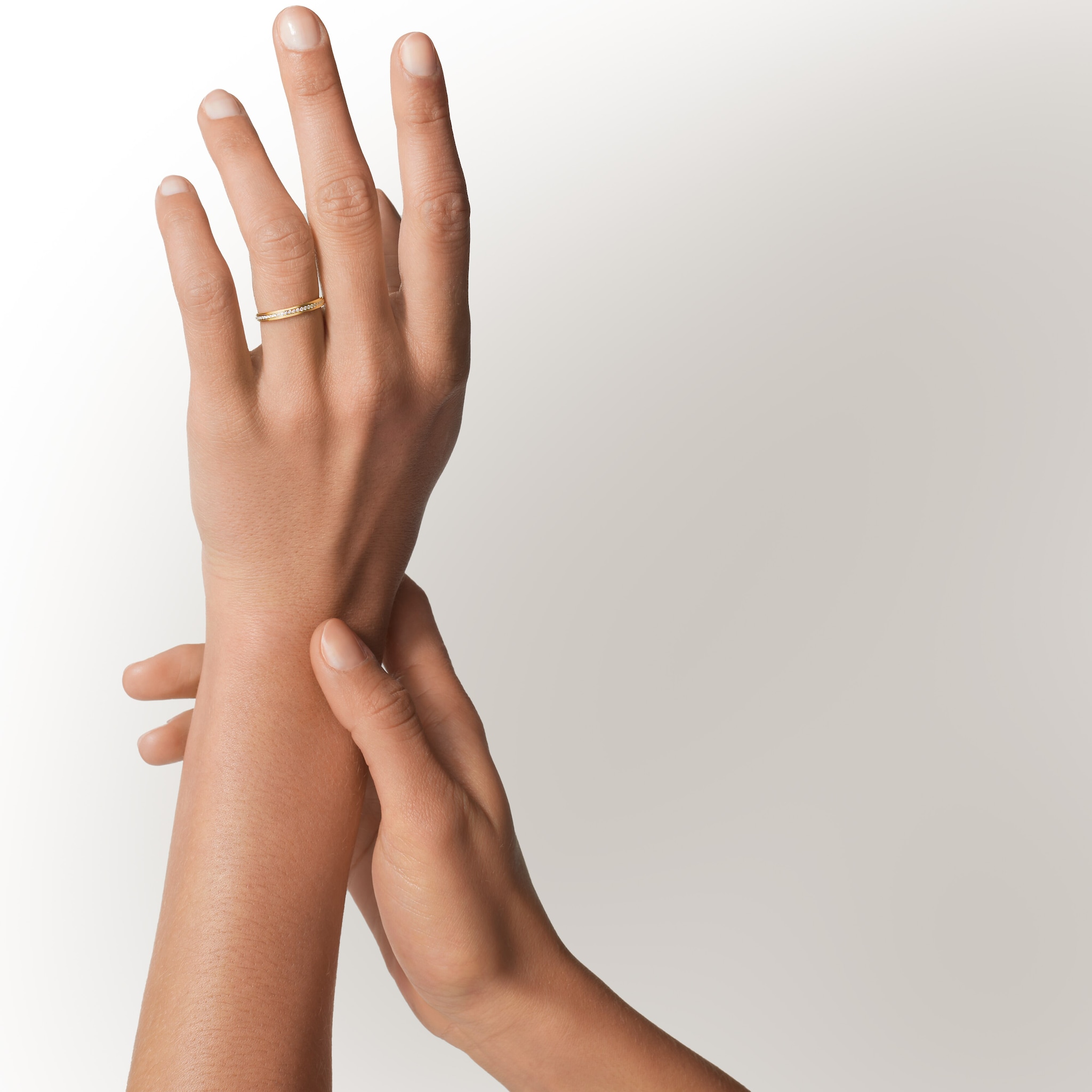 Cartier d'Amour wedding ring, 2.3 mm width, paved