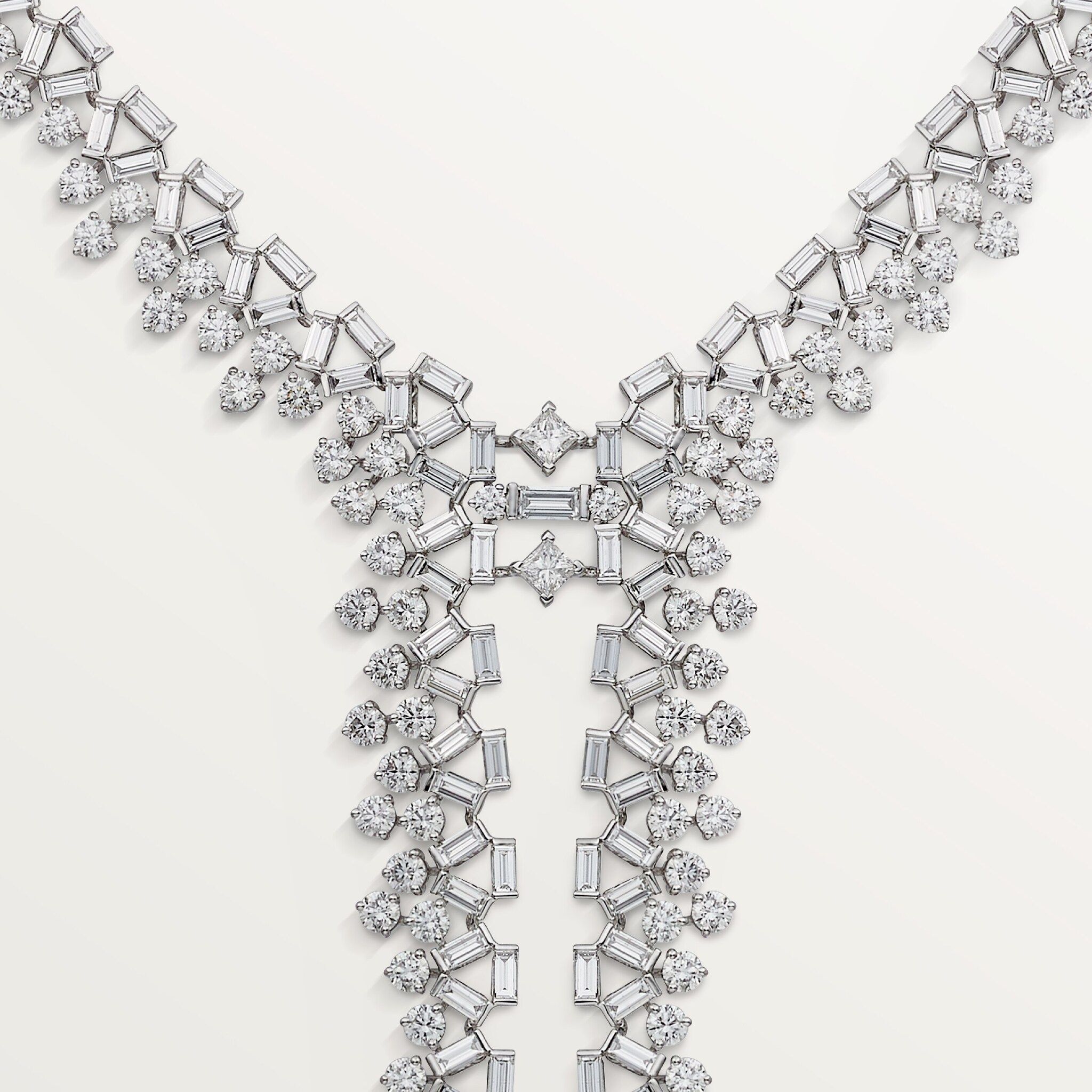 قلادة "رِفلِكسيون دو كارتييه"، ماس