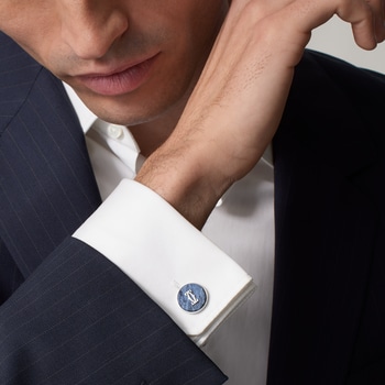 Double C de Cartier cufflinks in dumortierite Double C de Cartier cufflinks in dumortierite