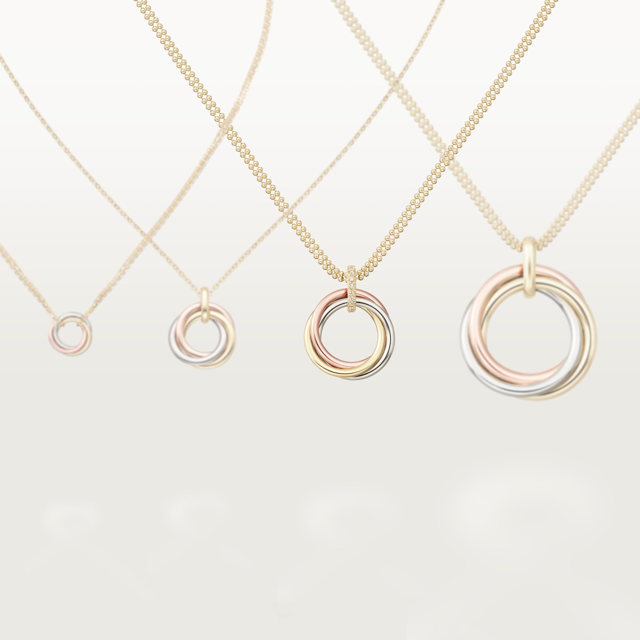 Trinity pendant, medium model, diamonds