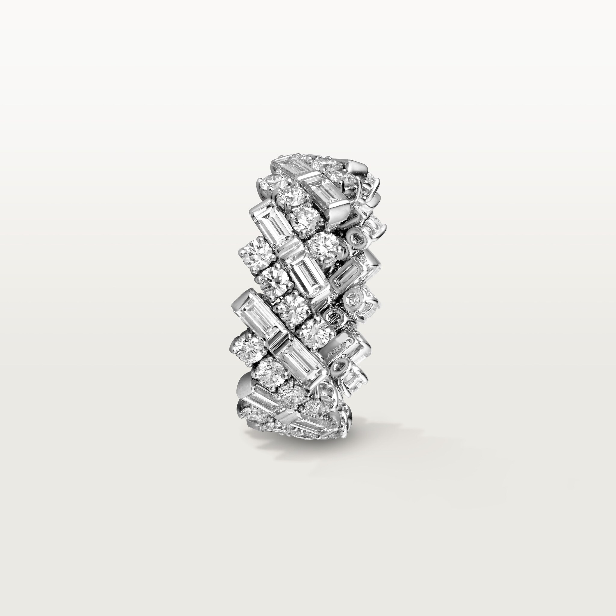 Reflection de Cartier wedding band, diamonds