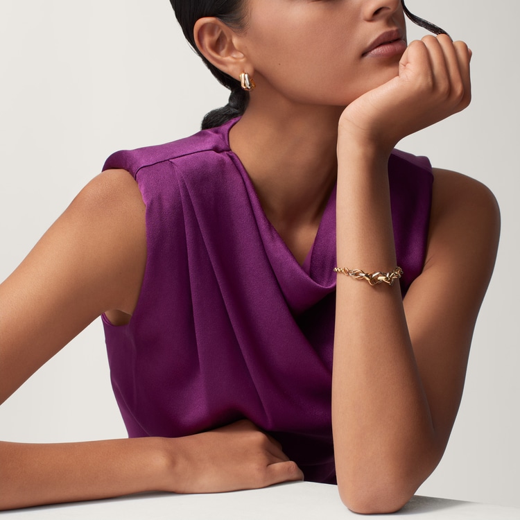 Trinity earrings, cushion-shaped