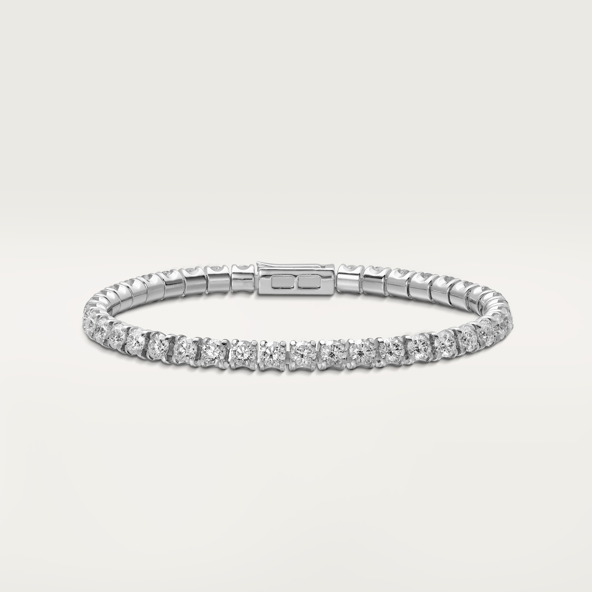Lignes Essentielles bracelet, brilliant-cut diamonds