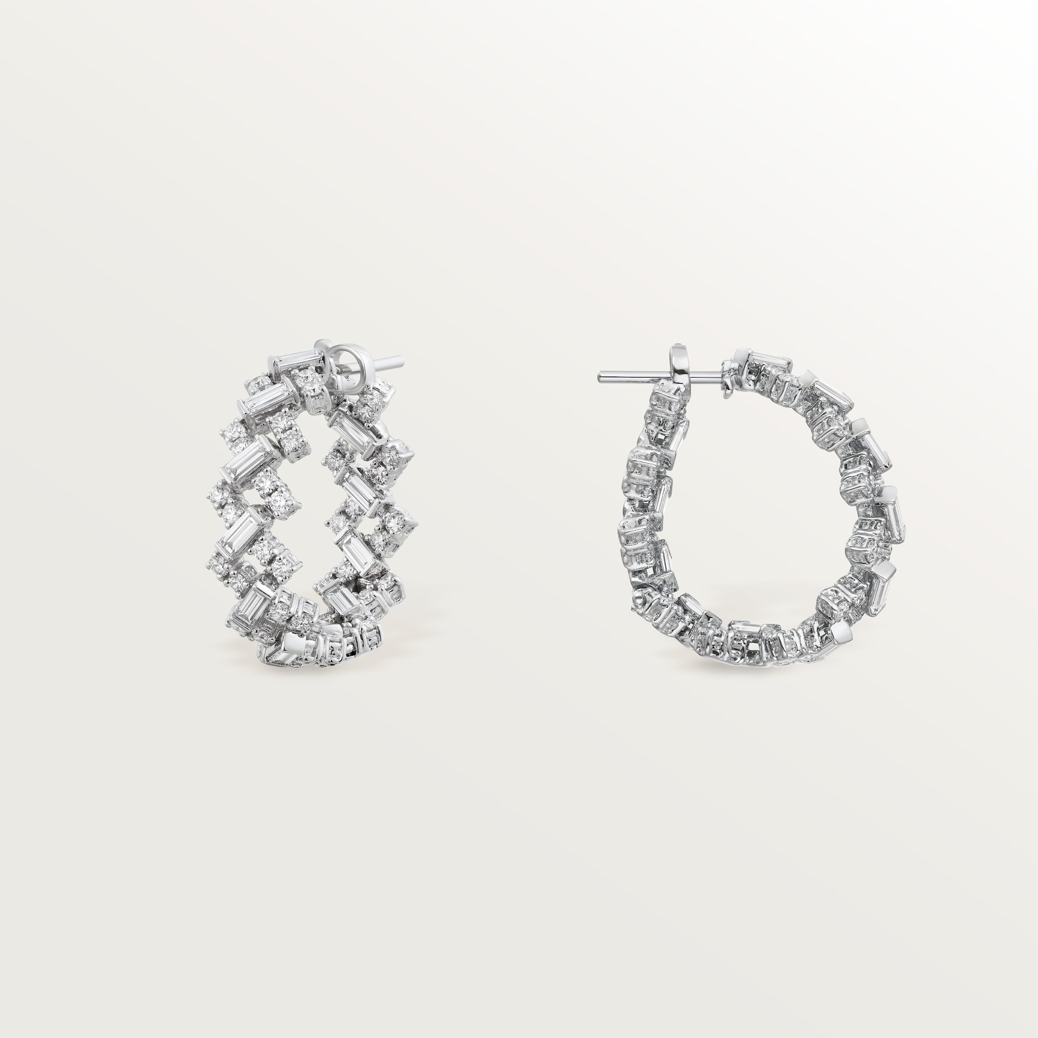 Reflection de Cartier earrings, diamonds