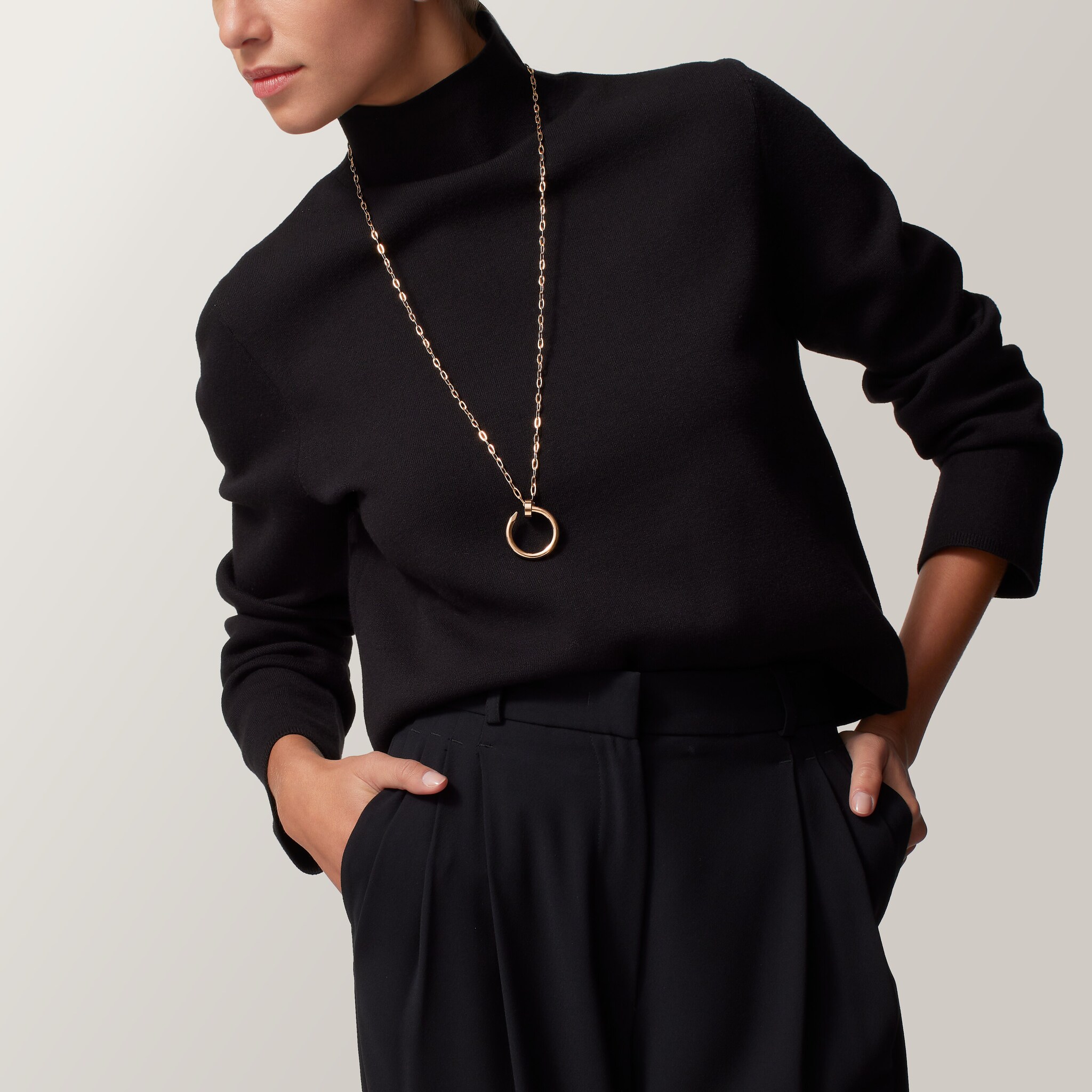 Juste un Clou uzun kolye, d&ouml;n&uuml;şt&uuml;r&uuml;lebilir, ekstra b&uuml;y&uuml;k model