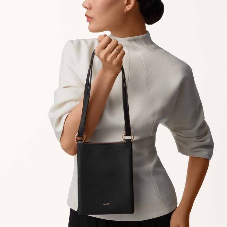 Vertical shoulder bag Trinity