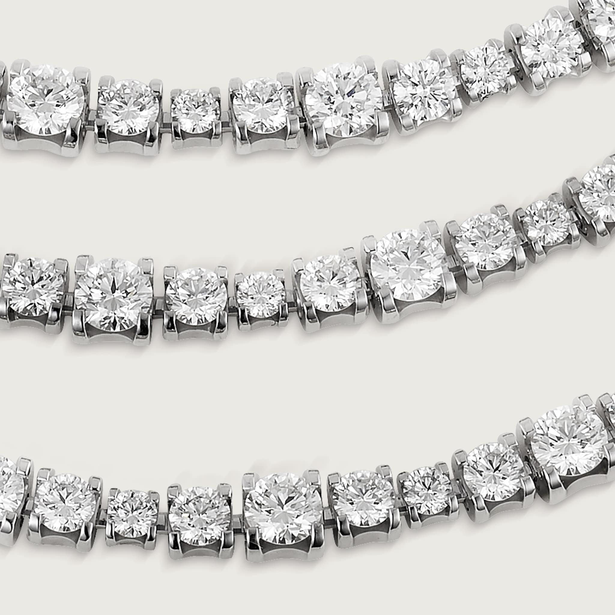 Lignes Essentielles necklace, brilliant-cut diamonds, image 5