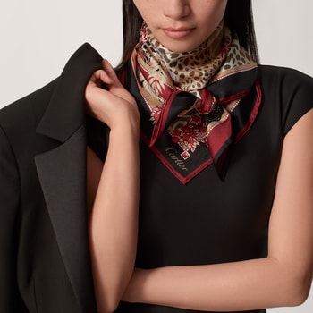90 scarf, Woman with a Panther 90 scarf, Woman with a Panther