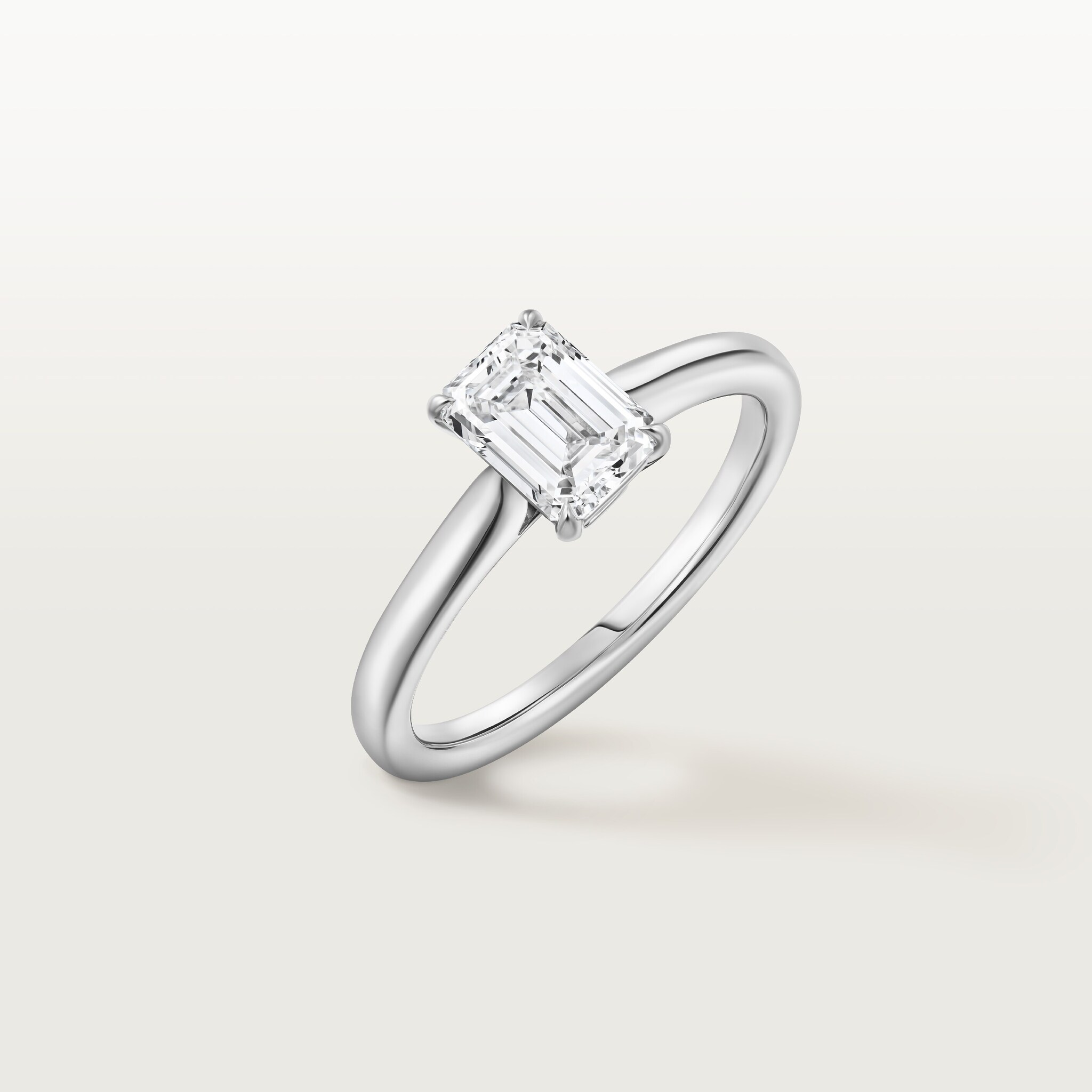 1895單鑽戒指，祖母綠形切割鑽石