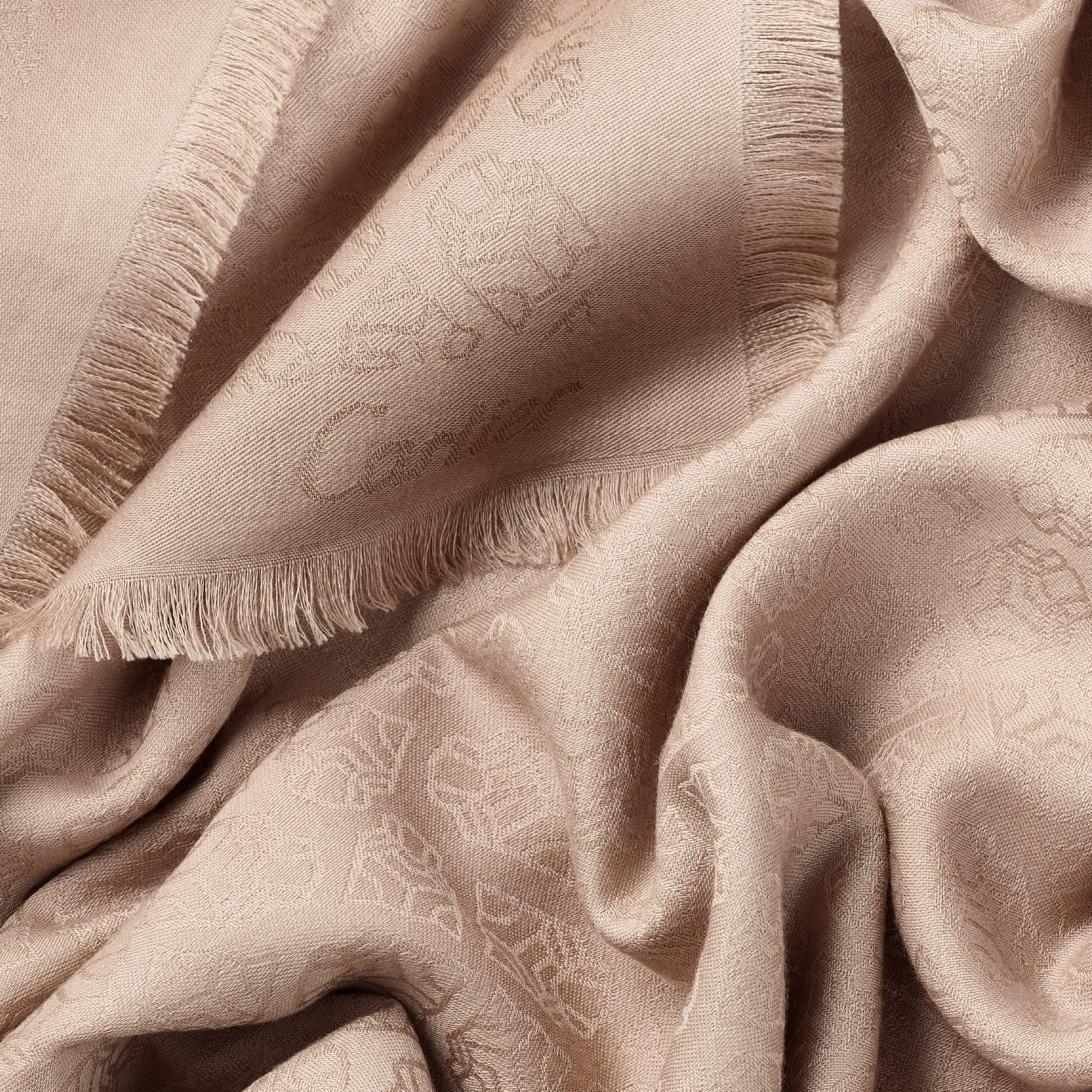 Panth&egrave;re Graphique shawl, image 7