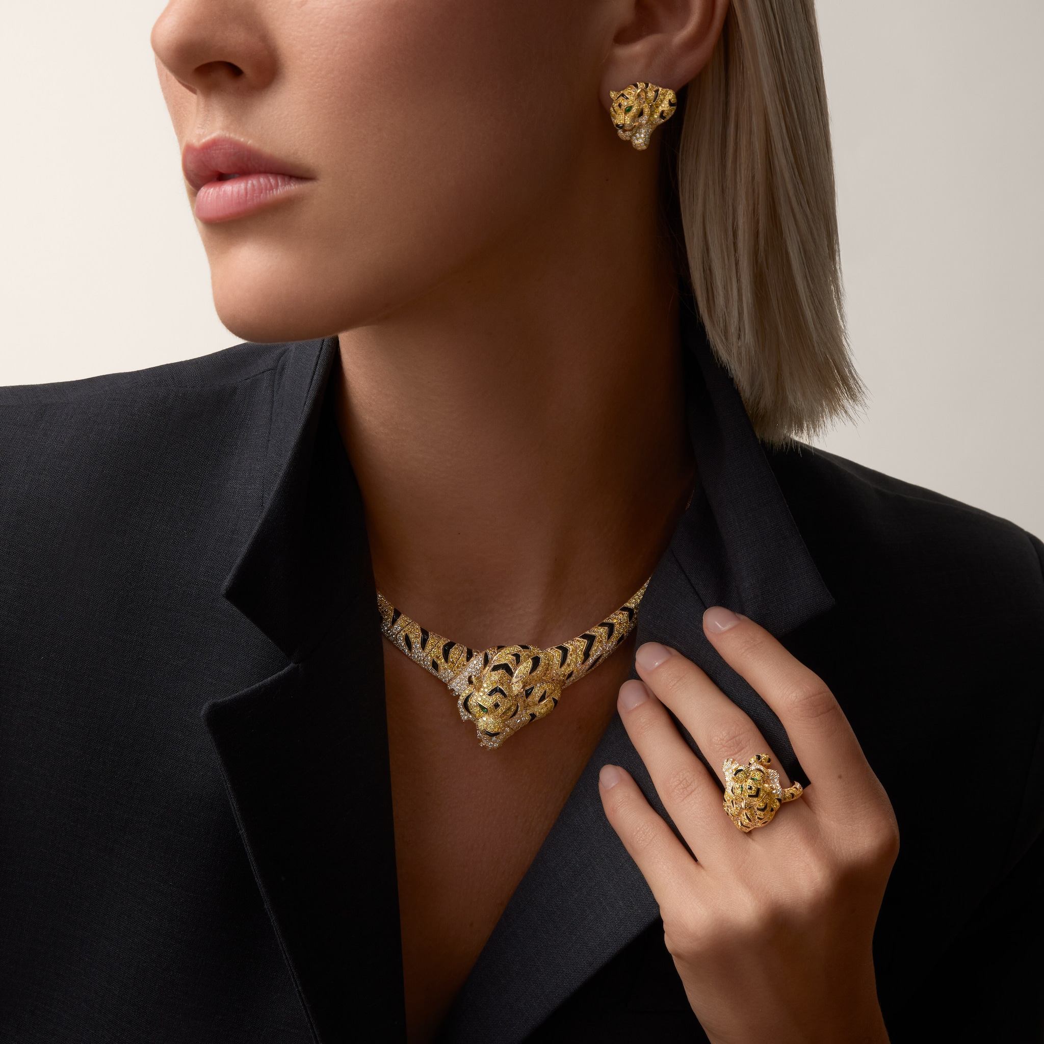 Faune et Flore de Cartier necklace, yellow, orange and brown diamonds, paved 