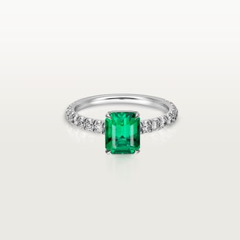 1895 solitaire, emerald-cut emerald, paved  1895 solitaire, emerald-cut emerald, paved