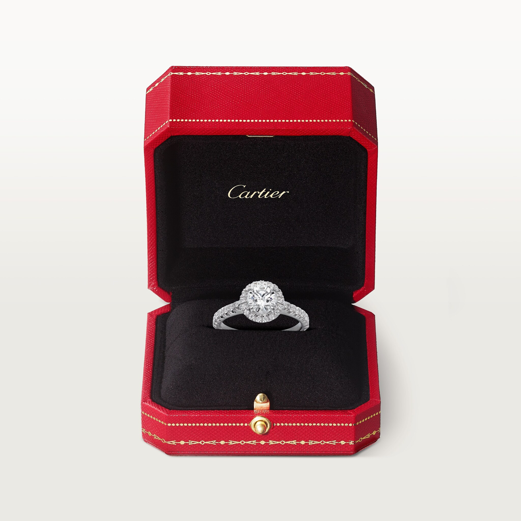 9 صورة ،خاتم سوليتير "كارتييه دِستينيه"، ماسة بقطع بريانت الحديث البرّاق، مرصوف 