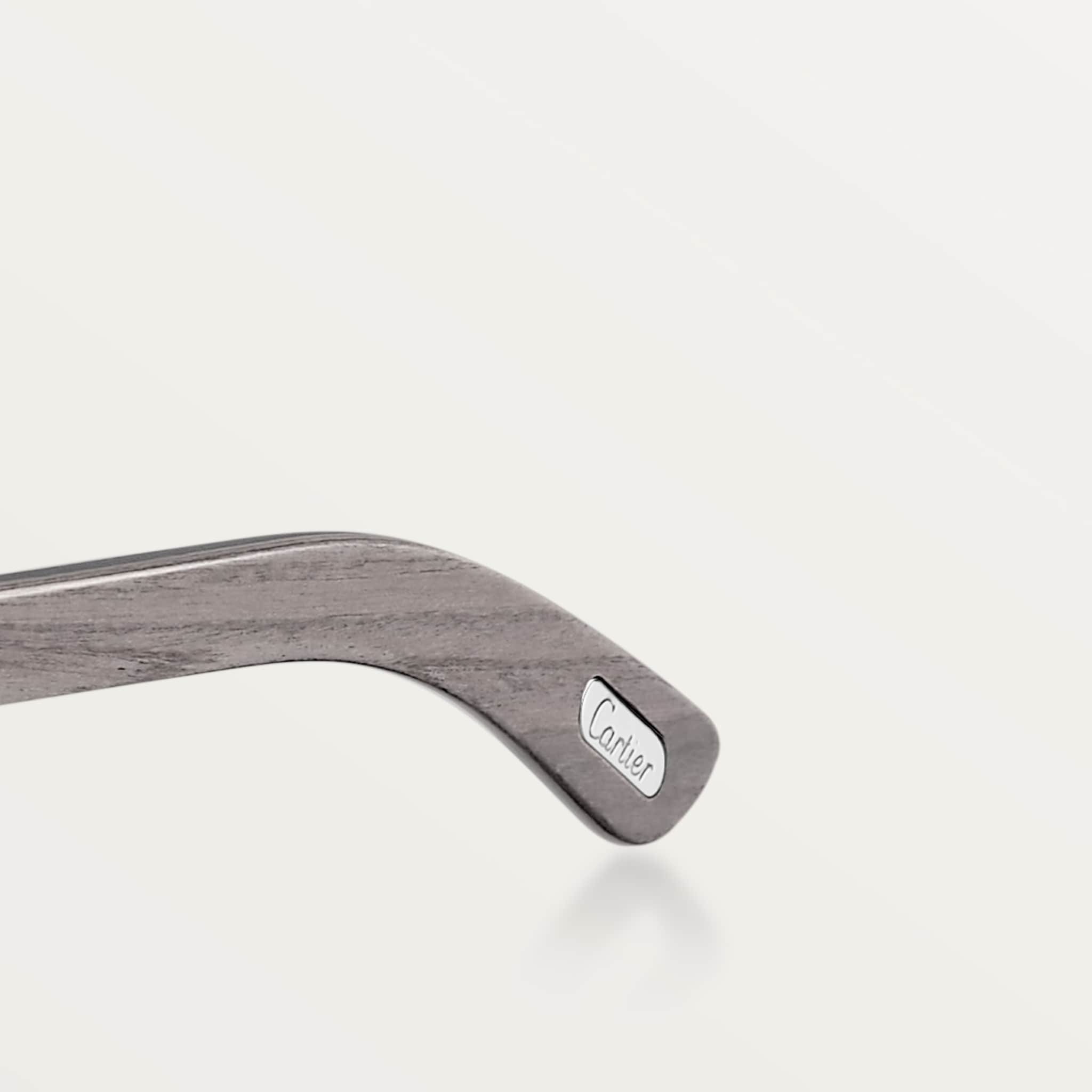 Sunglasses with Elongated C de Cartier motif