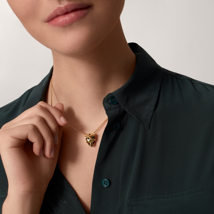 Cartier panthere necklace price deals
