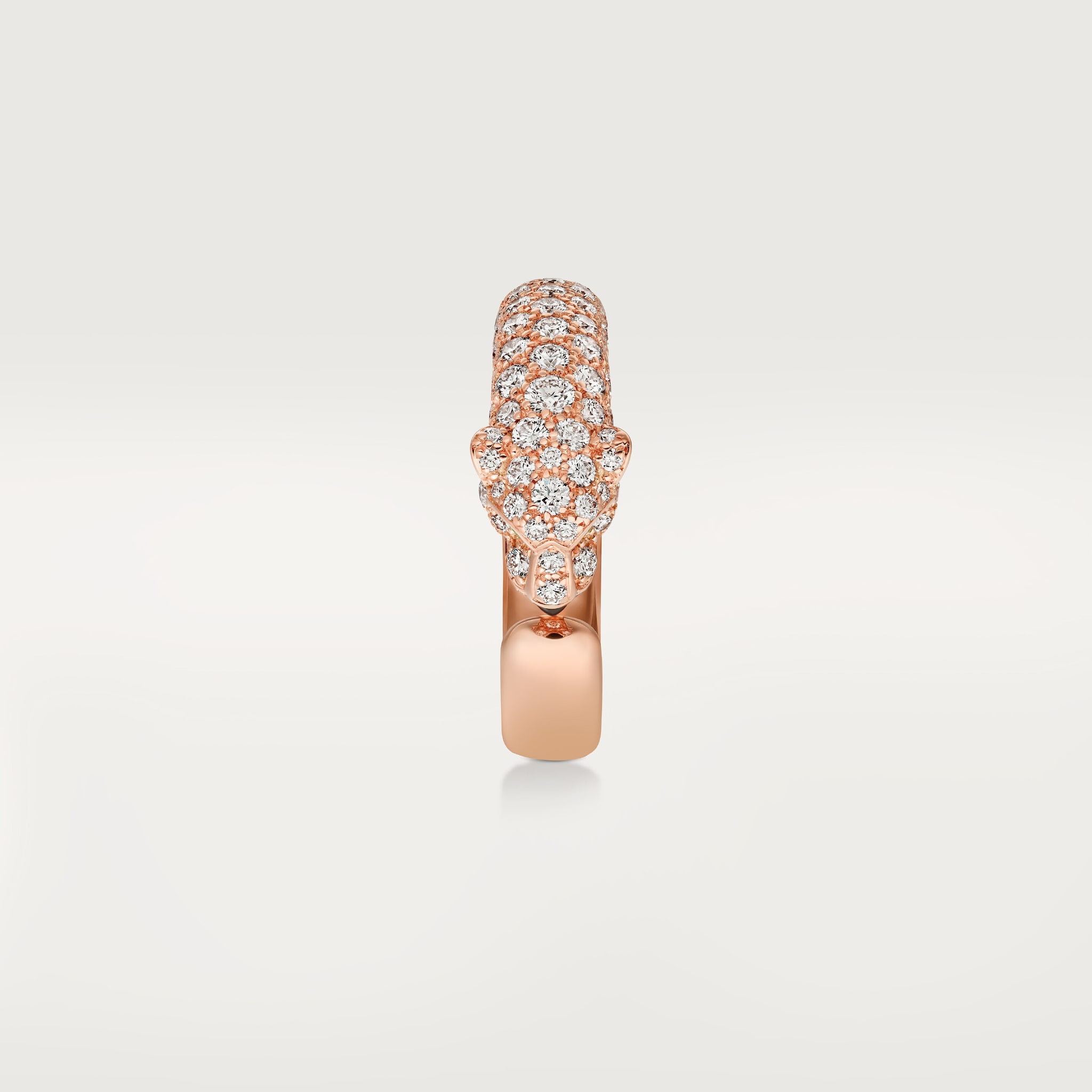 Panth&egrave;re de Cartier ring, small model, half-paved, image 6