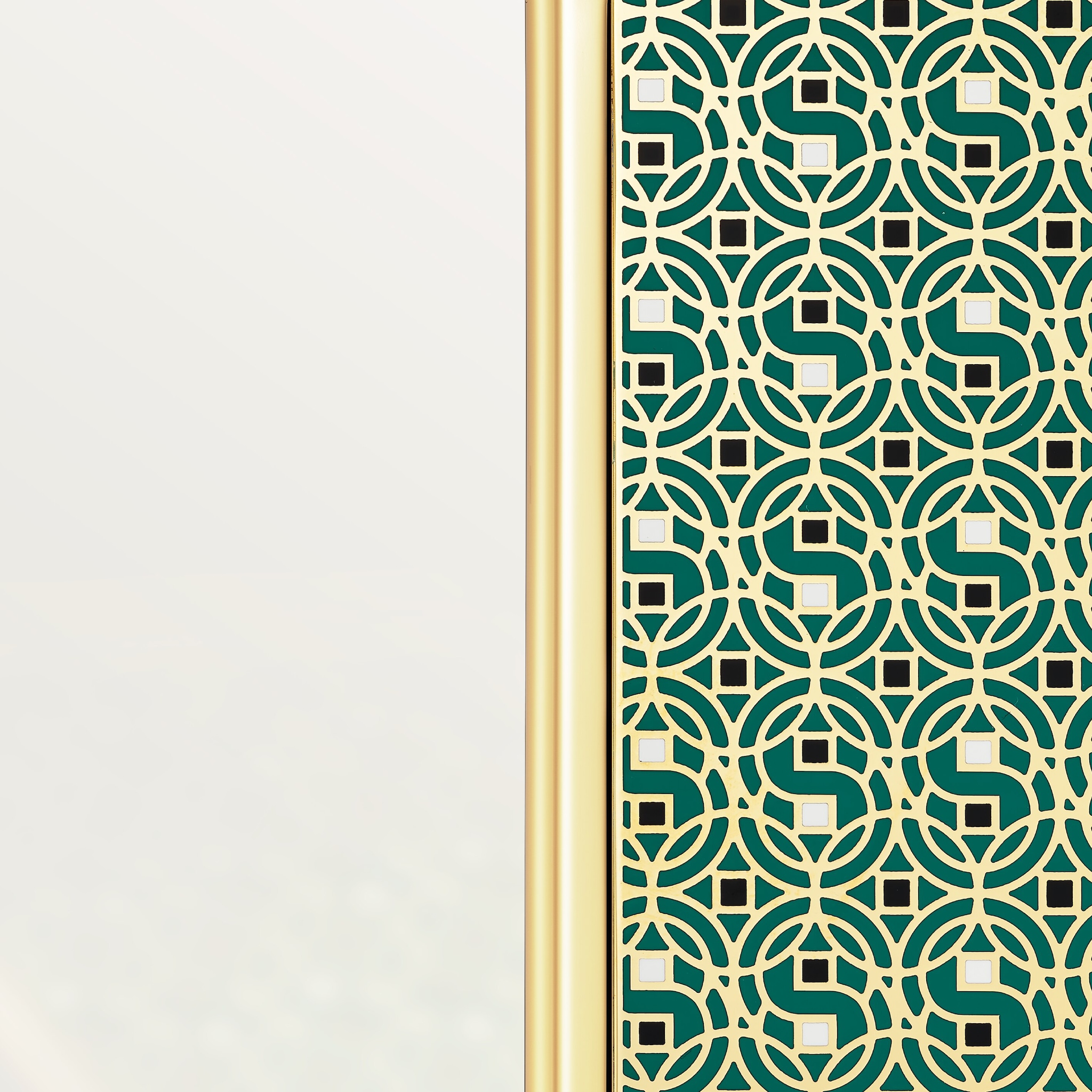 레 네쎄세르 아 퍼퓸 까르띠에 - MOUCHARABIEH 케이스