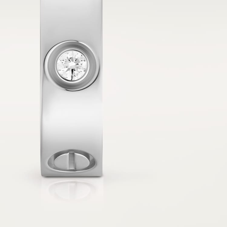 Cartier love ring 3 diamonds price deals