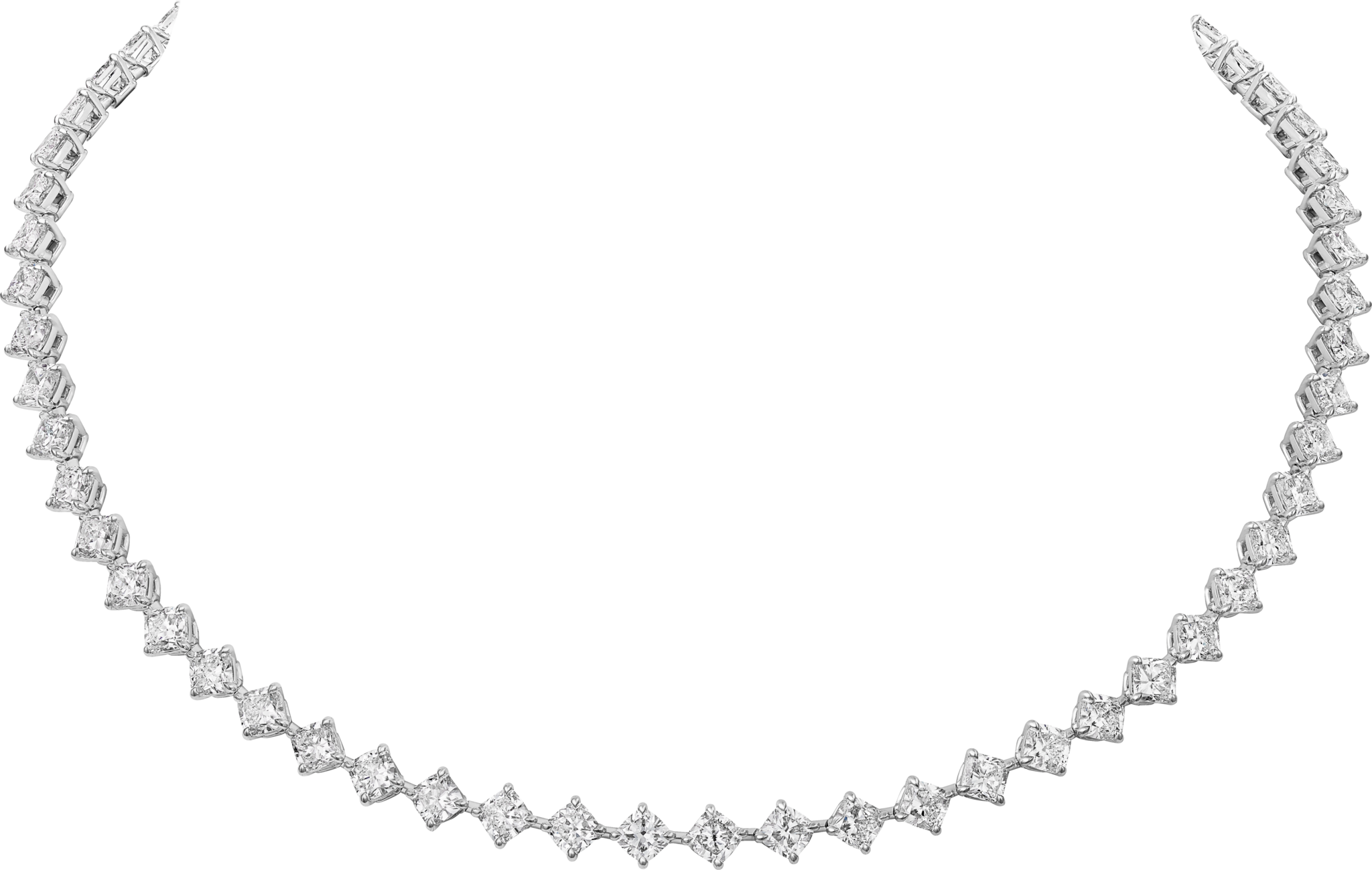 قلادة "لين إسّانسييل"، ماس بشكل الوسادة 