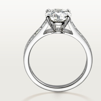 1895 solitaire, brilliant-cut diamond, paved  1895 solitaire, brilliant-cut diamond, paved
