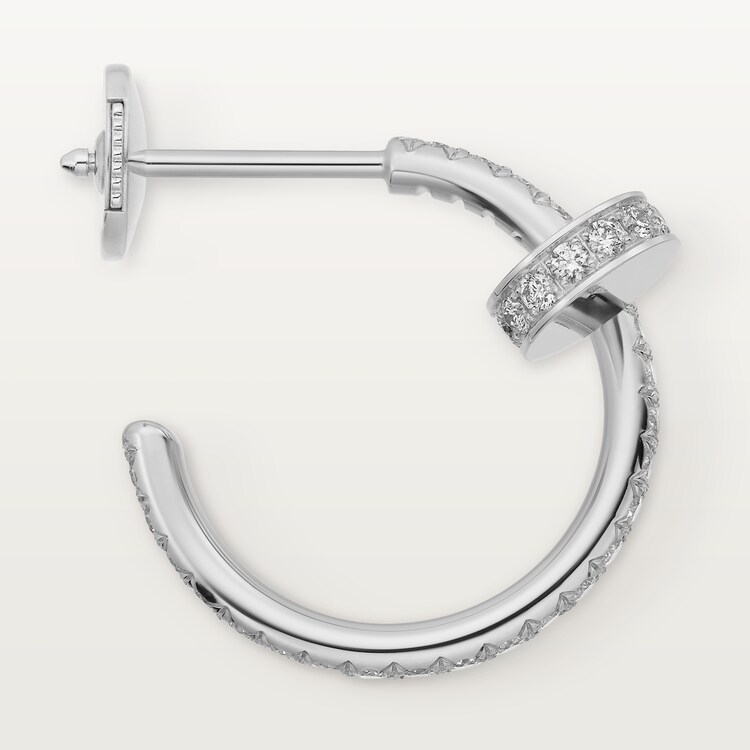 Juste en 2025 clou earrings