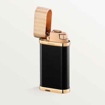 Oval guilloché décor lighter Oval guilloché décor lighter