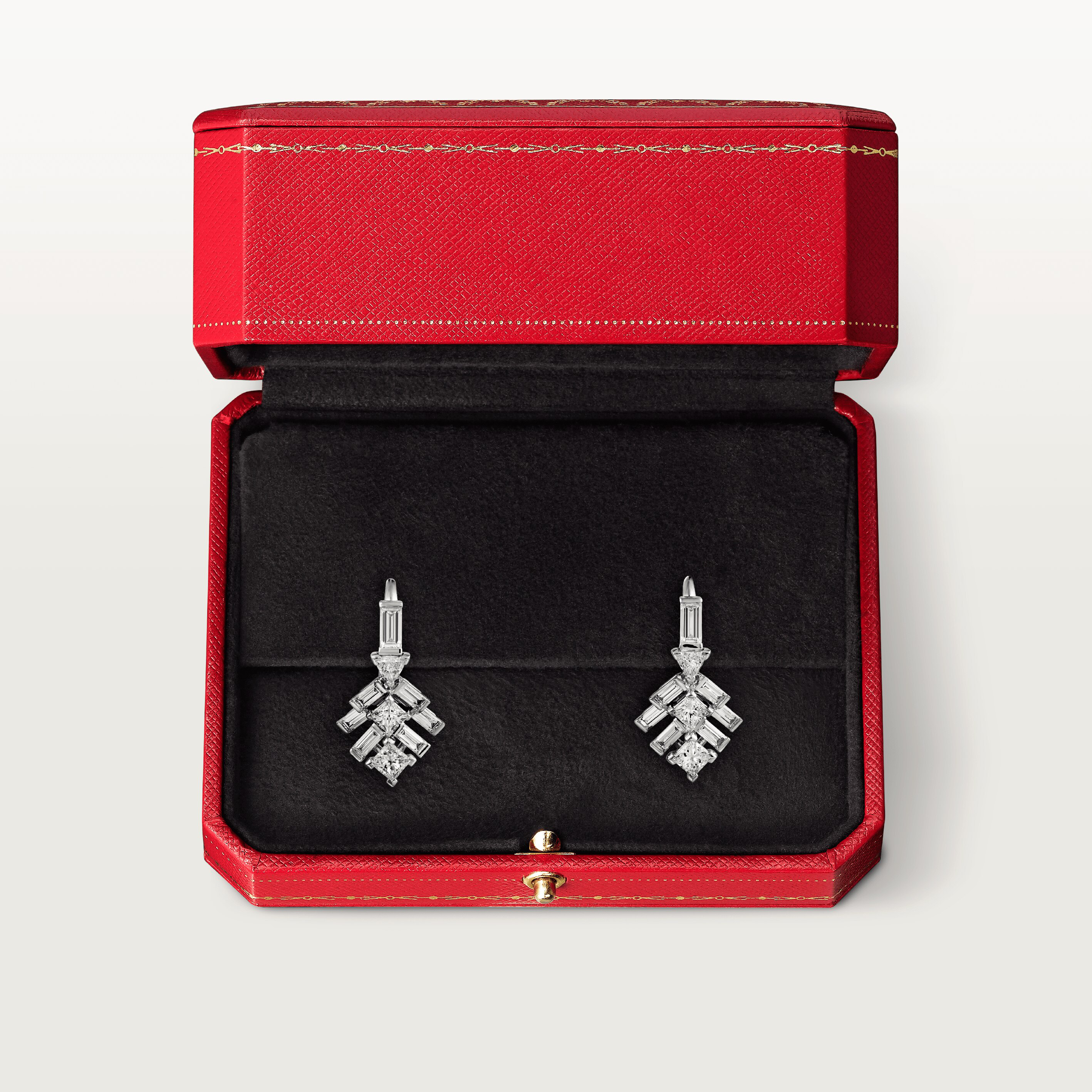 CRN8515133 Reflection de Cartier earrings White gold, diamonds
