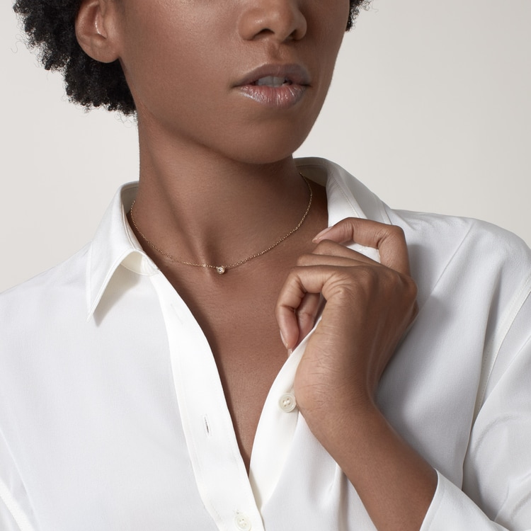 Cartier female necklace Clearance