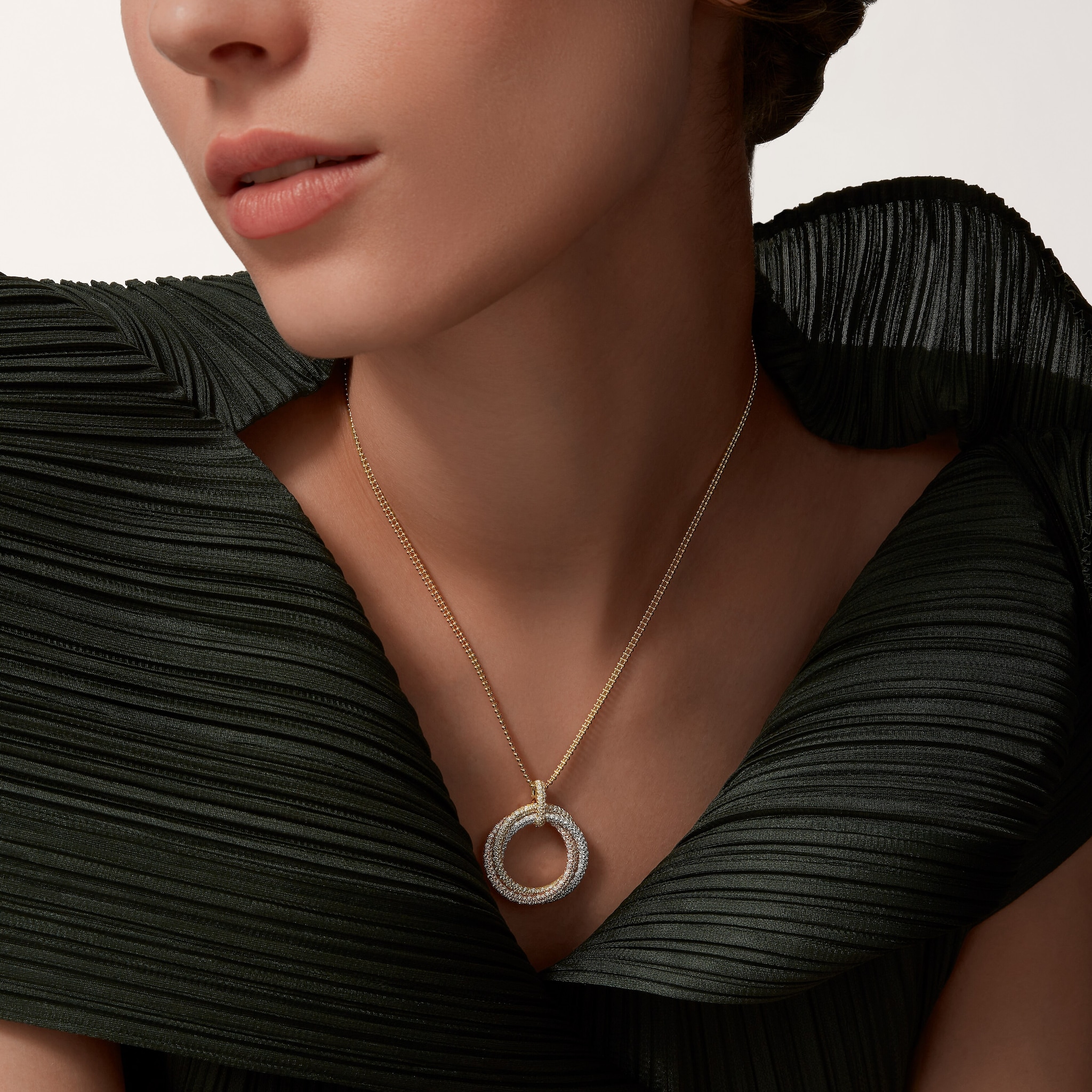 Trinity pendant, large model, paved