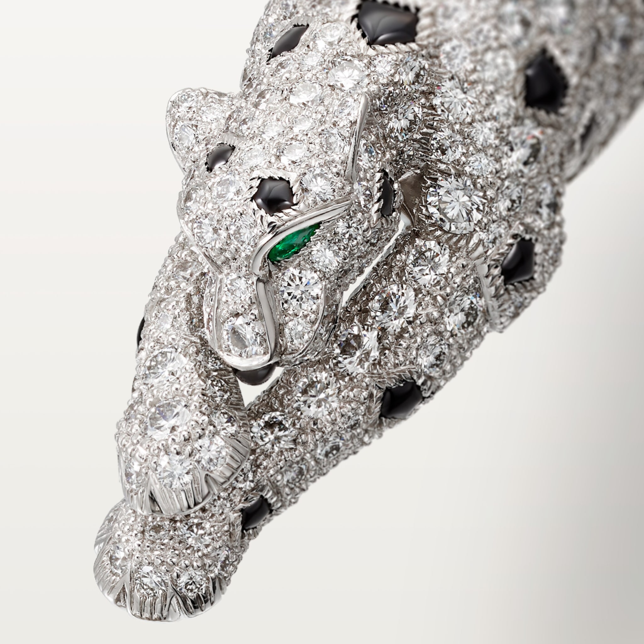 سوار "پانتير دو كارتييه"، مرصوف 