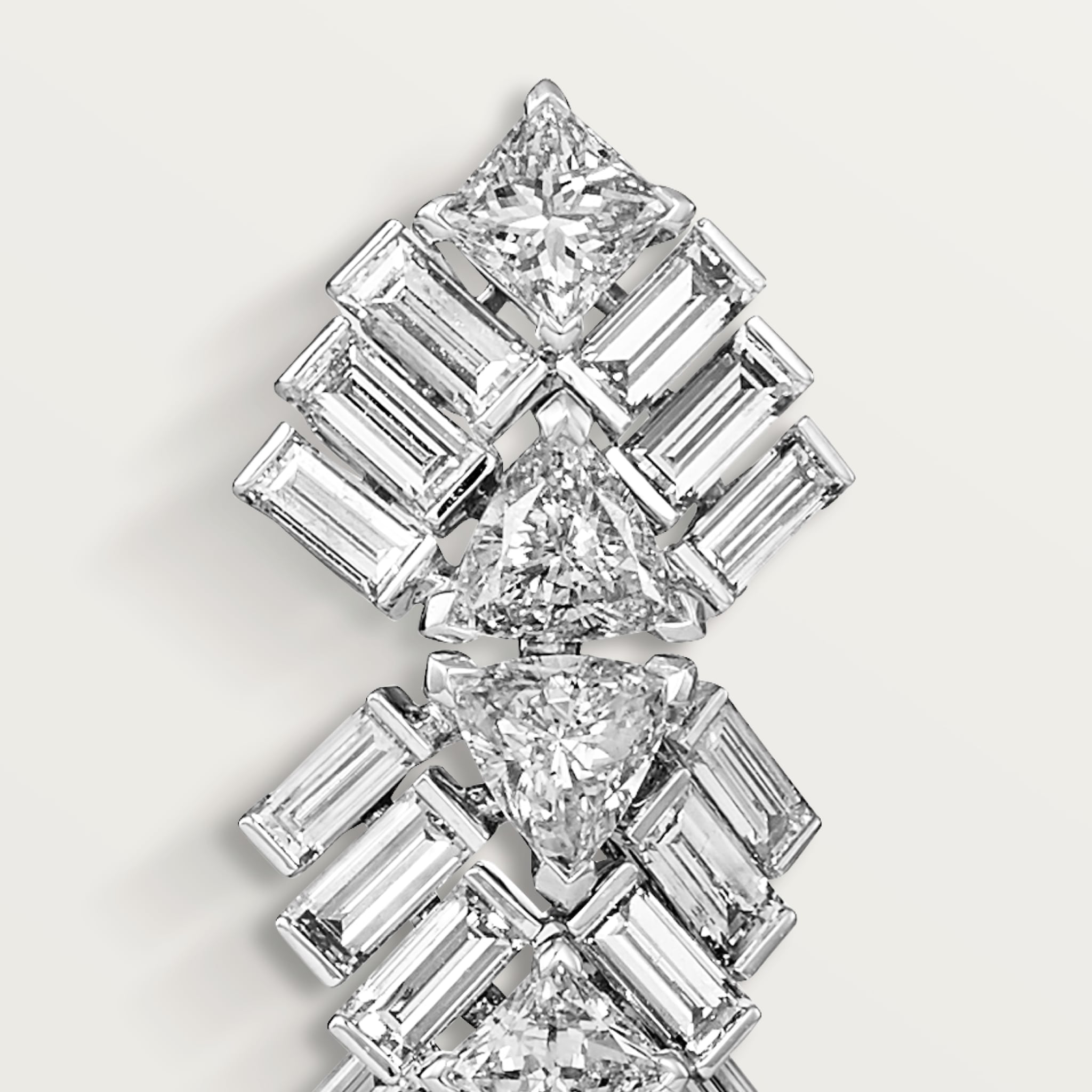 Reflection de Cartier earrings, diamonds