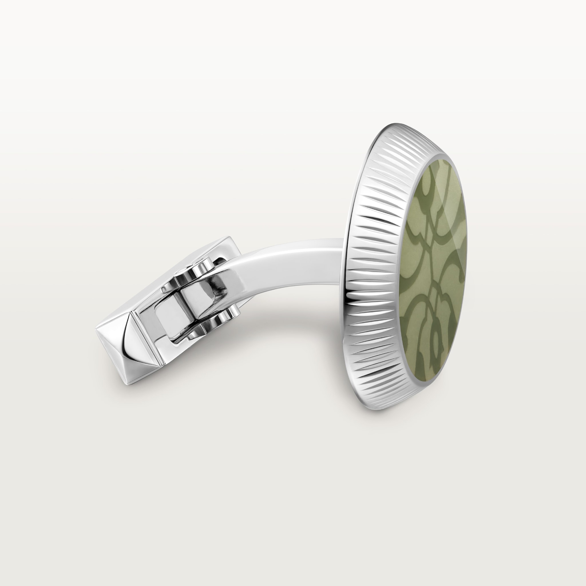 Cufflinks with floral motif, exclusive to the Middle East