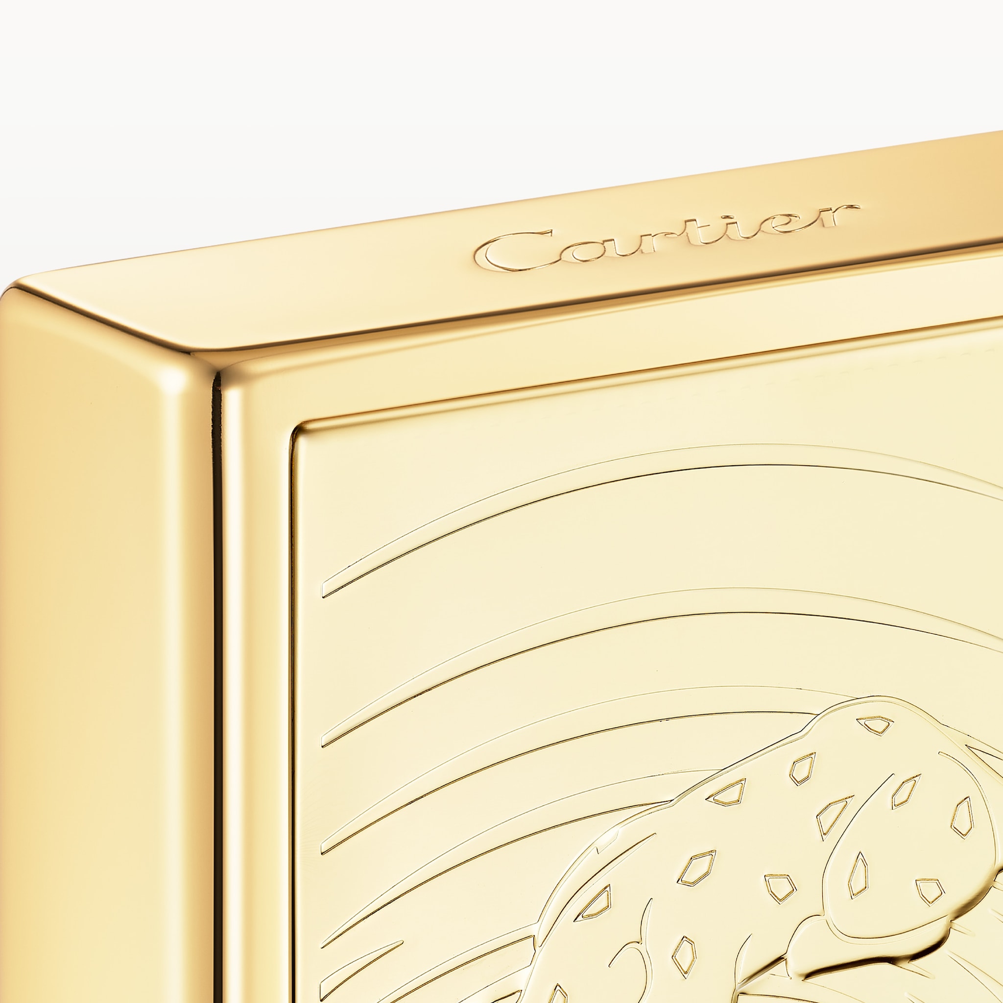 레 네쎄세르 아 퍼퓸 까르띠에 - 라 팬더 케이스 및 라 팬더 향수